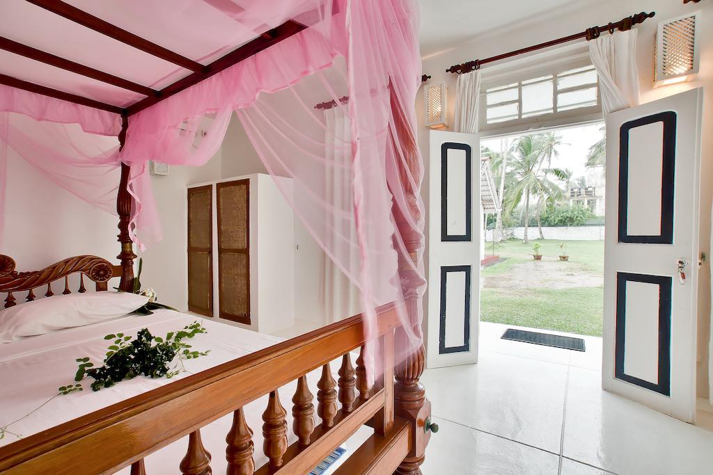 Chitra Ayurveda Hotel Bentota Bilik gambar